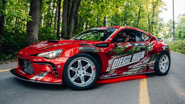 DIEGO HIGA's vehicle